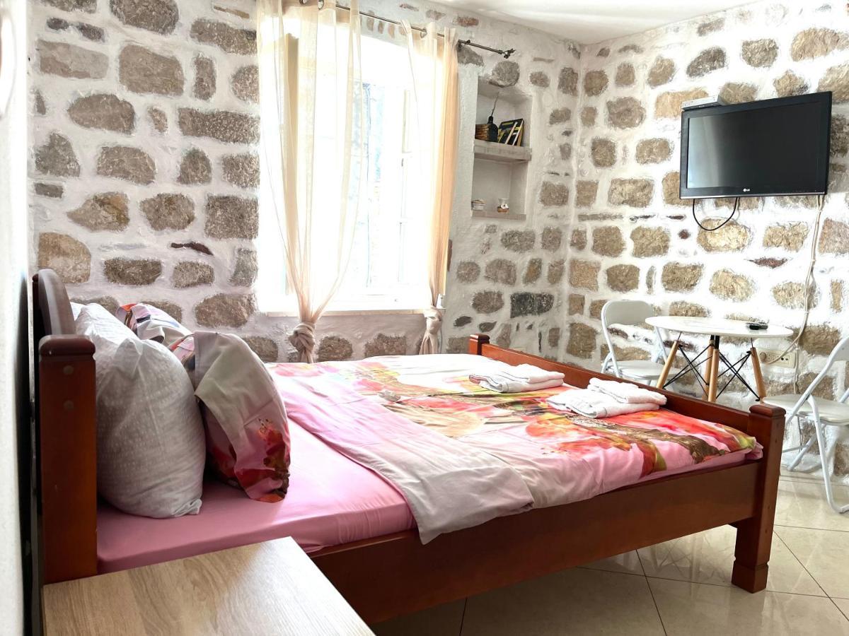 South Gate Apartments 262 Kotor Extérieur photo