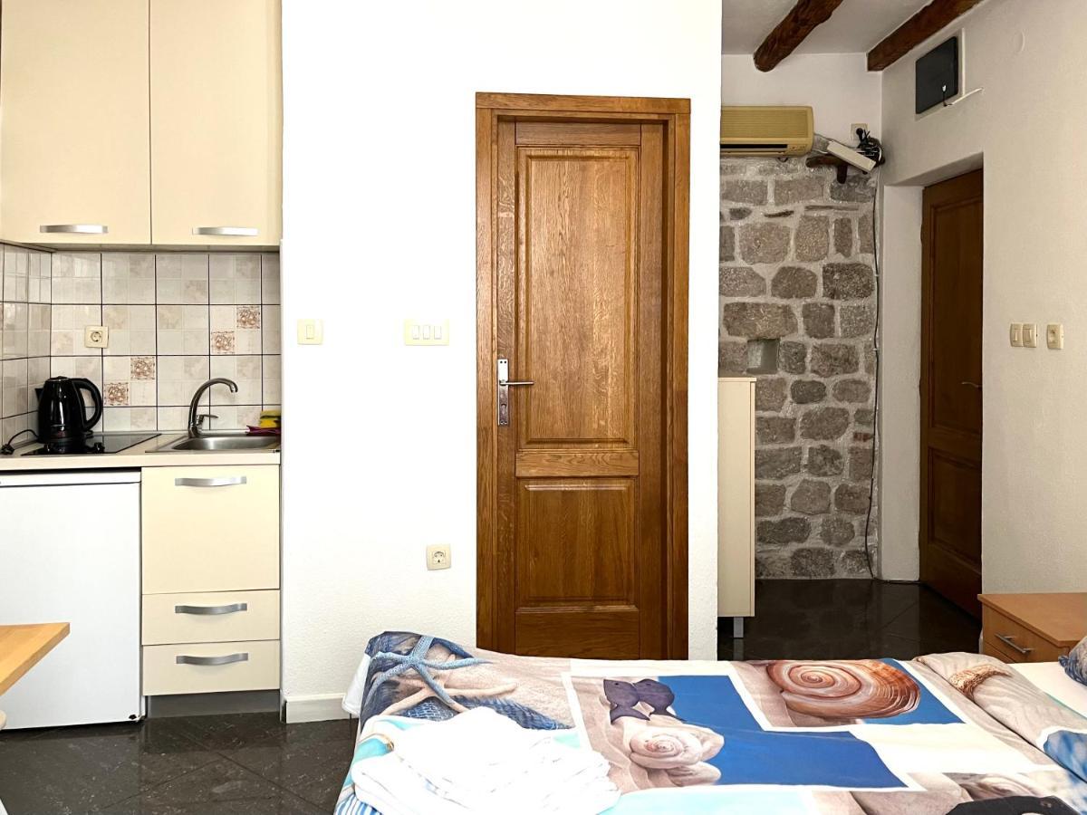 South Gate Apartments 262 Kotor Extérieur photo